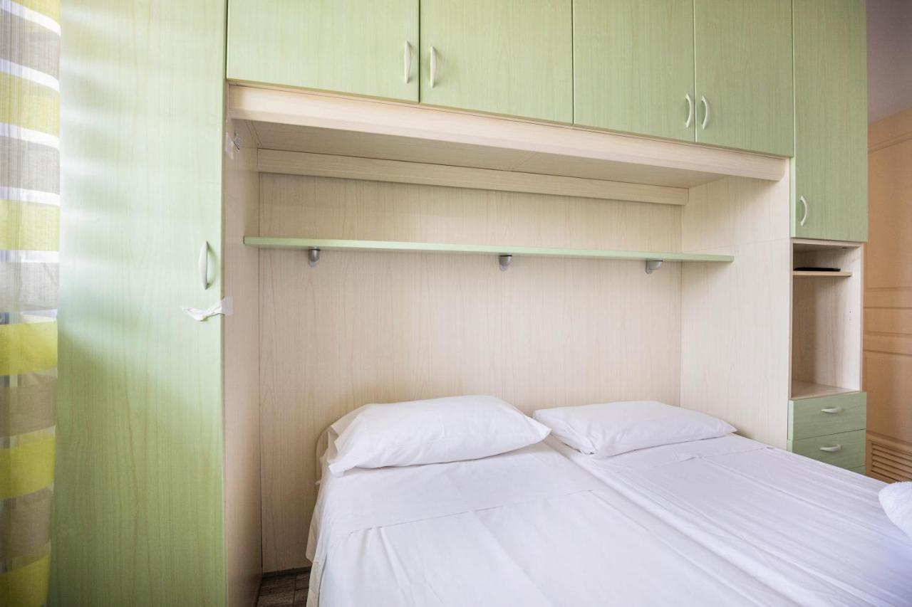 Maloma Apartment เปสเคียรา เดล การ์ดา ภายนอก รูปภาพ